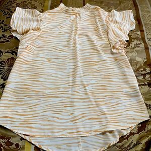 Apt. 9, size small, Flowy summer shirt with ruffle sleeves and button neck